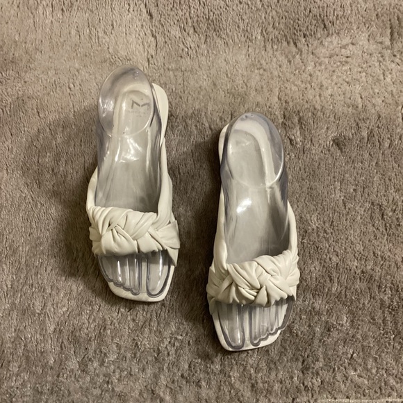 Sandals - Picture 3 of 6